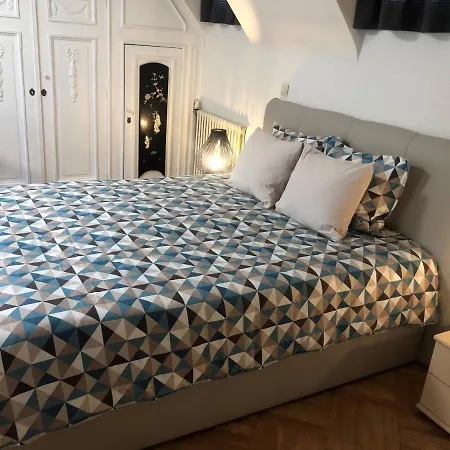 Alojamento de Acomodação e Pequeno-almoço Rose House