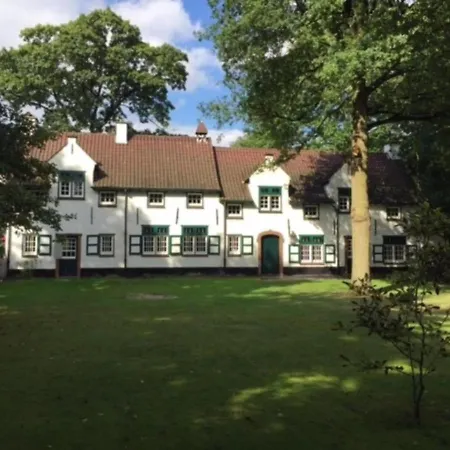 Rose House Bed & Breakfast