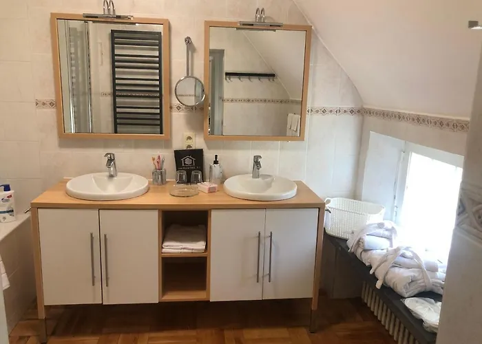 Alojamento de Acomodação e Pequeno-almoço Rose House 2*