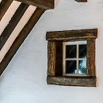 Rose House 2*